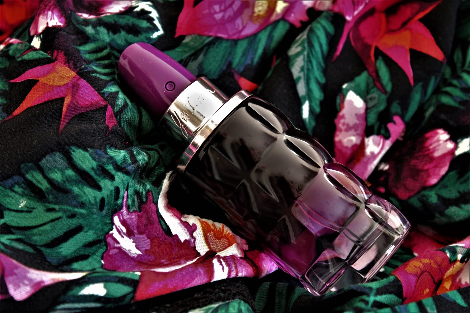 Perfume Yes I Am Fabulous by Cacharel for women 75 ml